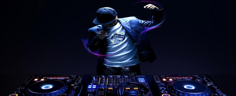 DJ-Dee – DJ | SOUND | LIGHTNING | AUDIO VISUAL SOUND / Music & Band ...